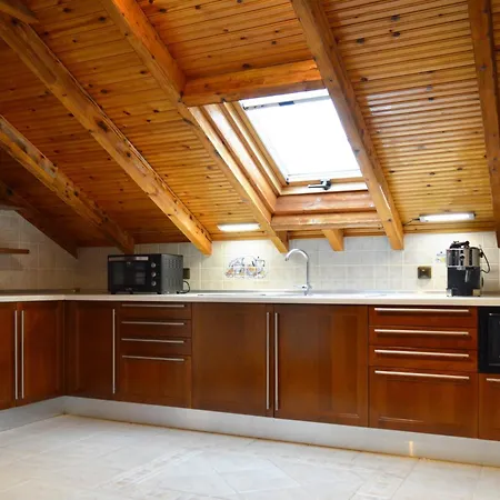 Wooden Attic * Kastoria