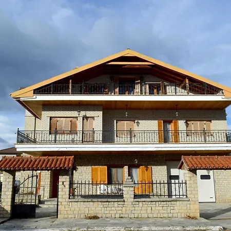 Wooden Attic Apartament Kastoria